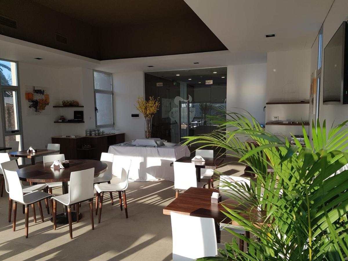 Rental Suites 坎帕纳 外观 照片