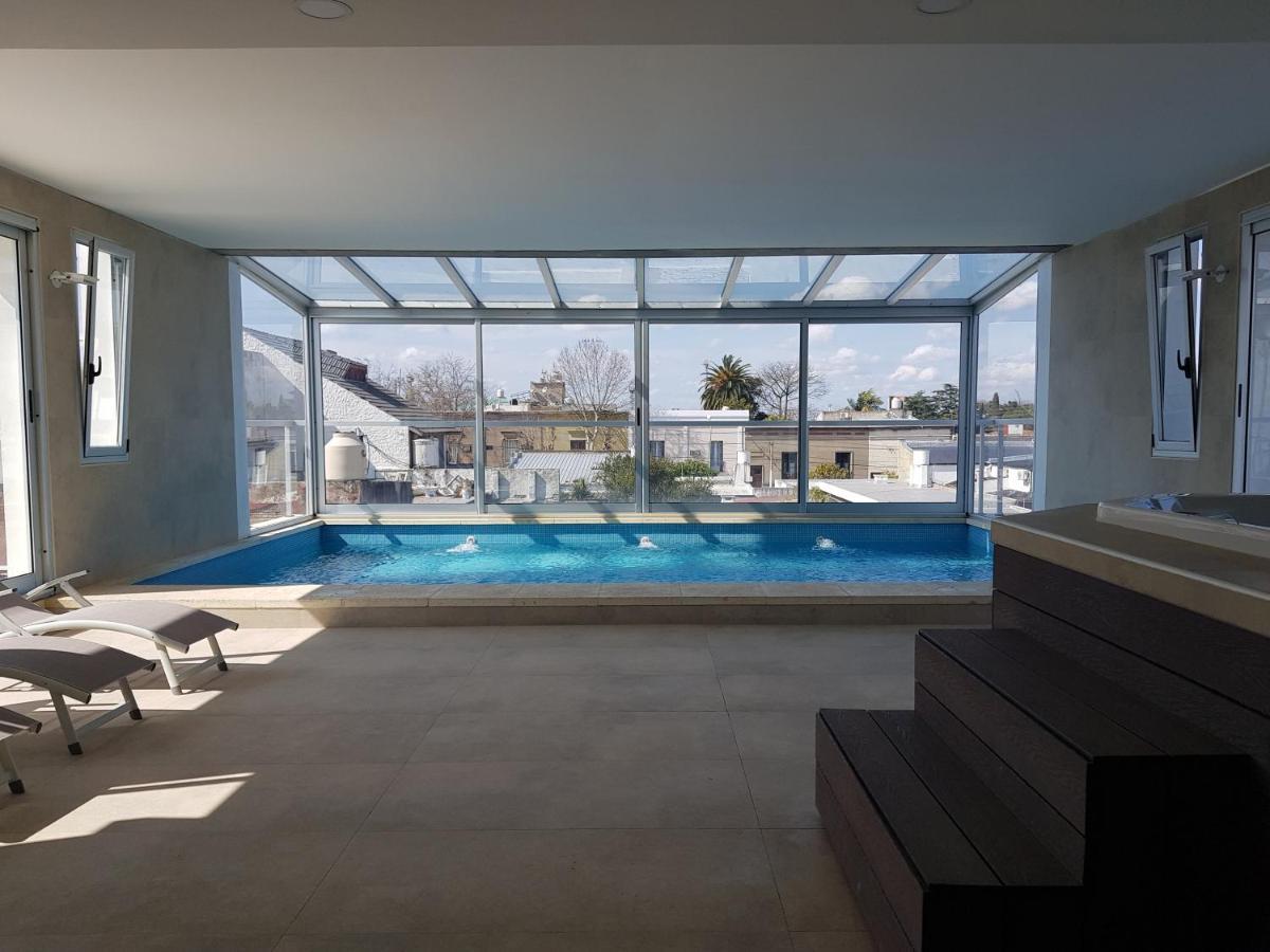 Rental Suites 坎帕纳 外观 照片